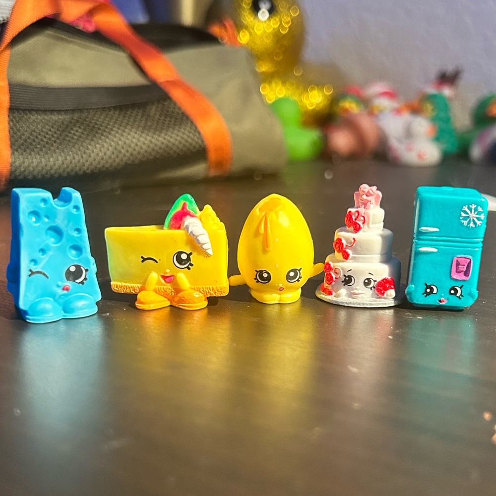 lot of 5: seasons 1/2 shopkins